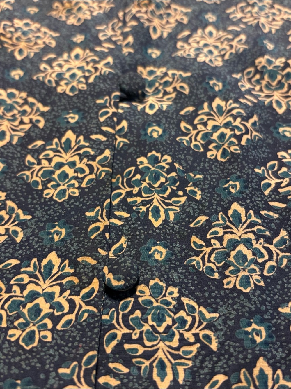 Vintage Nancy Crystal 100% Silk Geometric Button Down Blouse — SZ 12 - Picture 6 of 9
